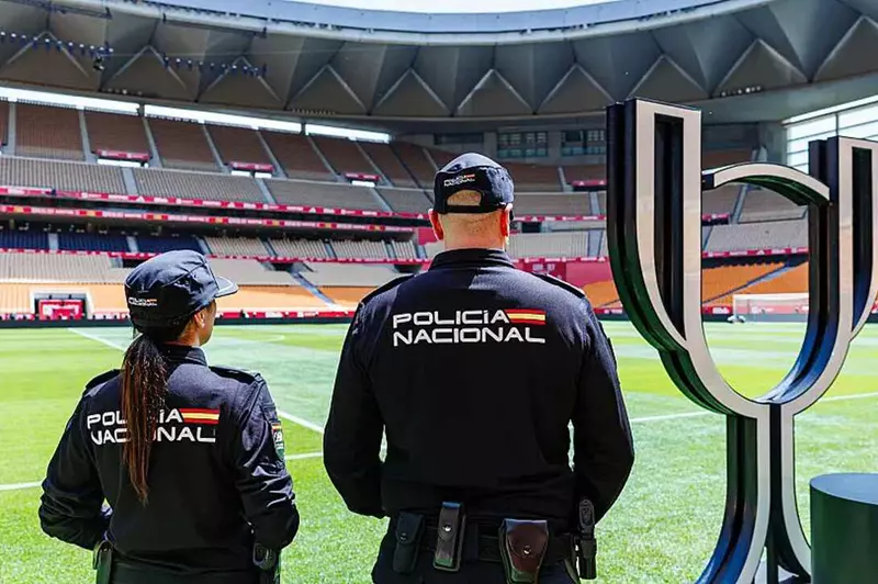 الشرطة الإسبانية قبل نهائي كأس ملك